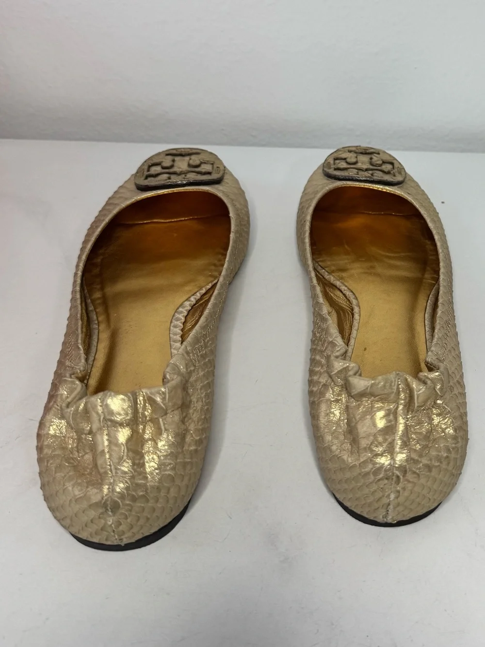 Tory Burch Champagne Metallic Leather Logo Ballet Flats 7.5